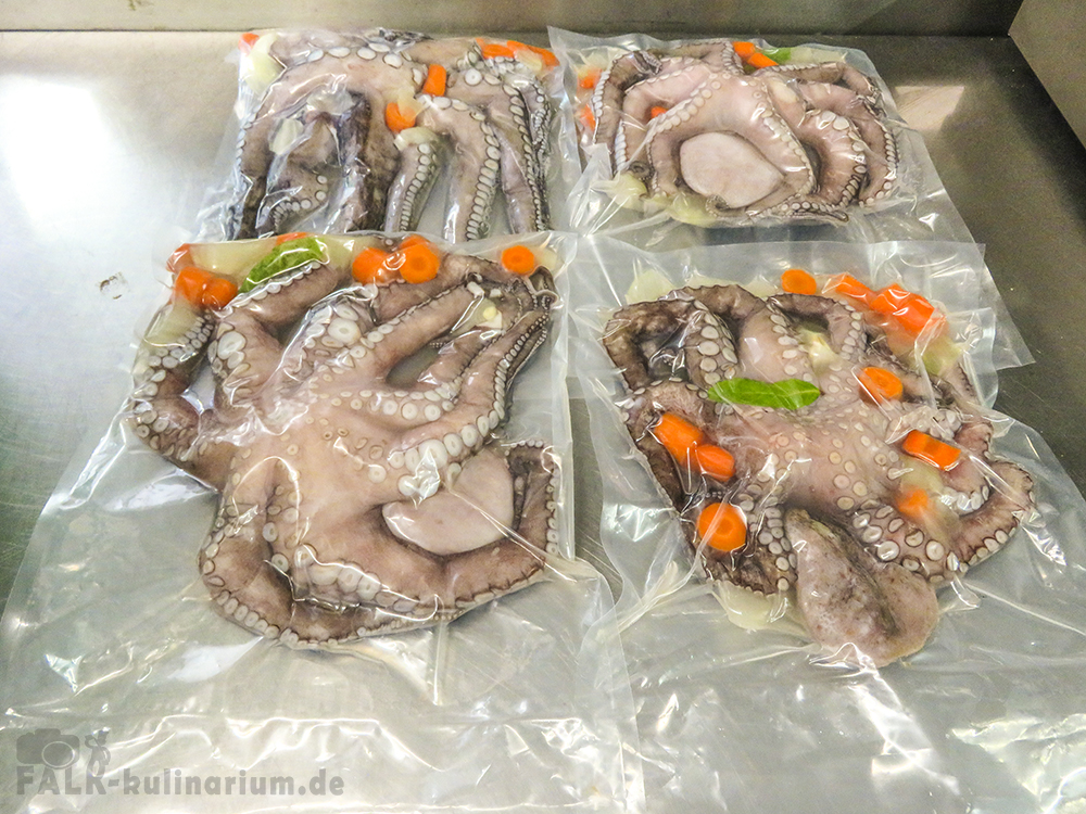 Oktopus, Pulpo, Krake, Tintenfisch vakumiert zum Sous-vide-Garen
