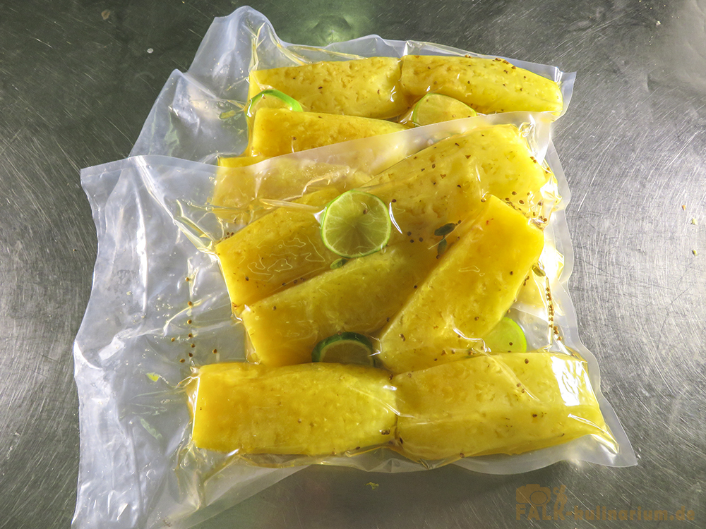 Gewürz-Ananas sous vide gegart